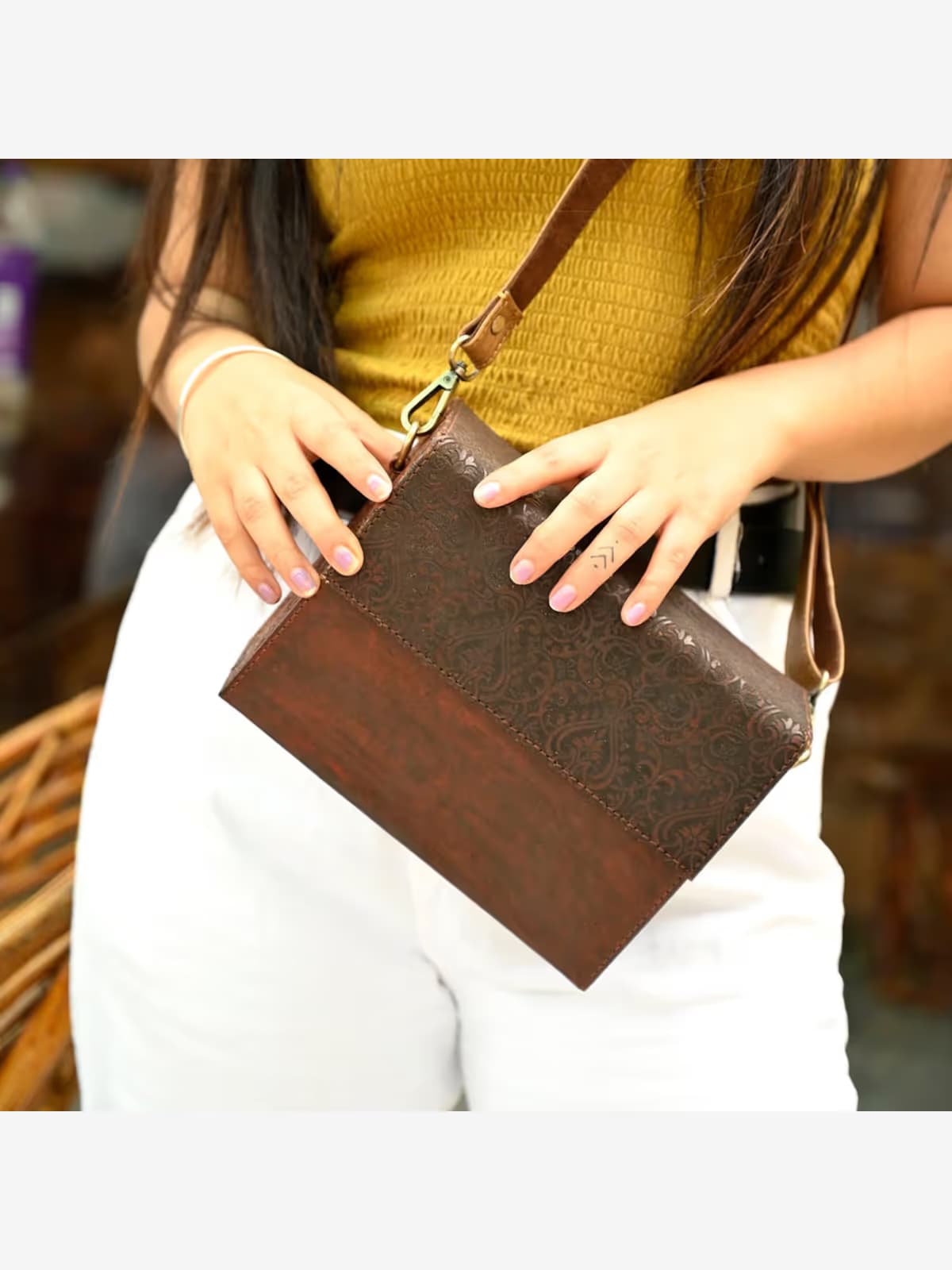 Handmade Designer Crossbody Leather Elegant Bags