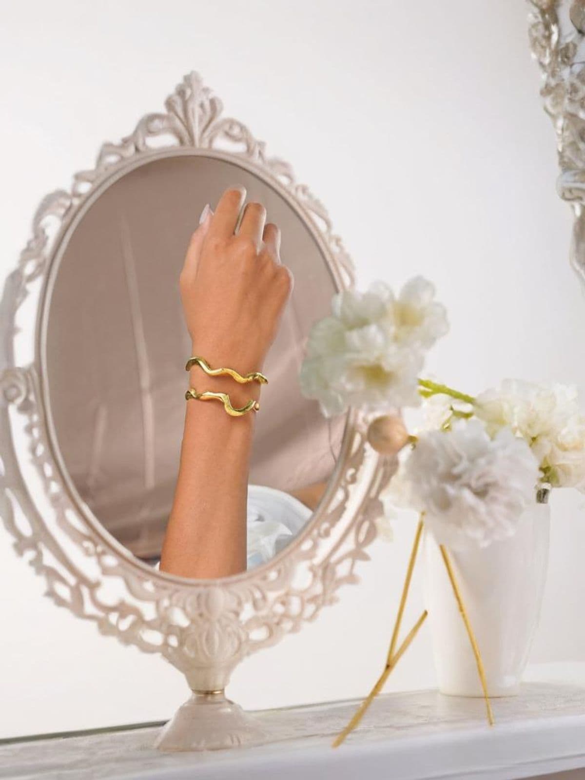 Ripple Handcuff
