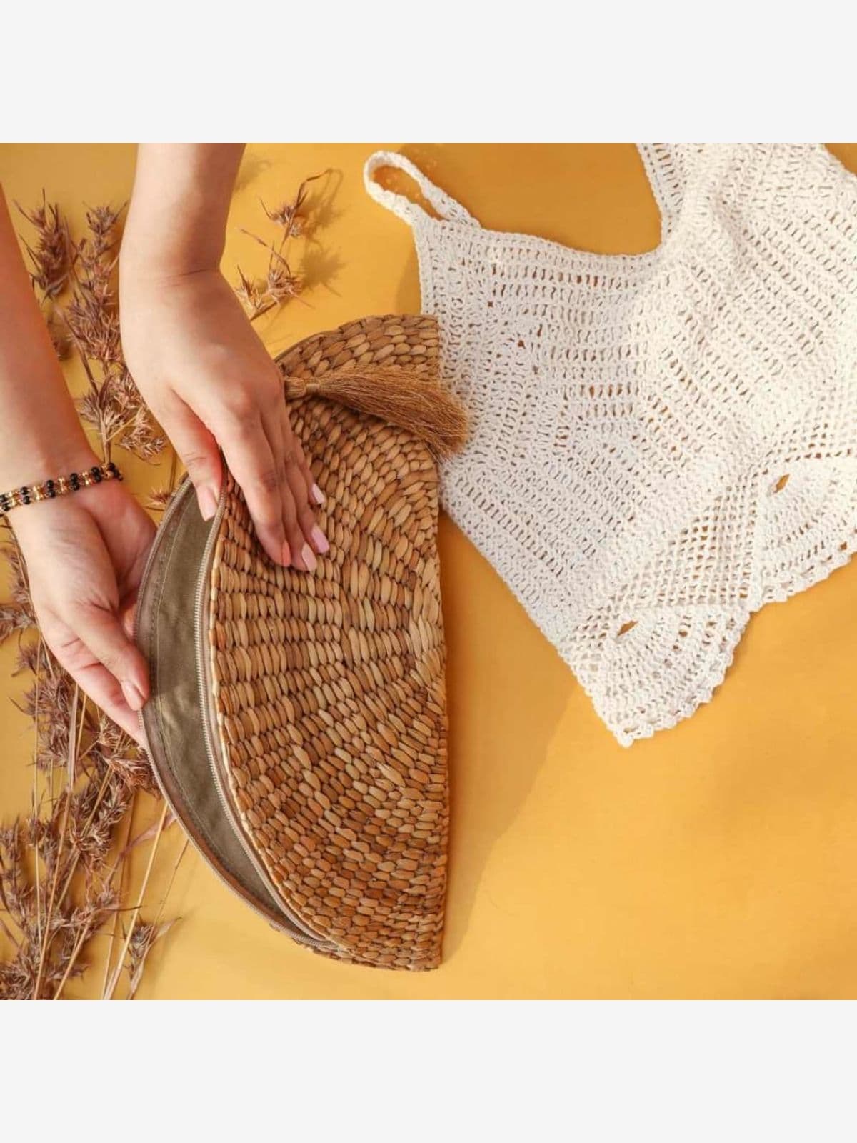 Purse - Water Reed (Kauna Grass) Medium