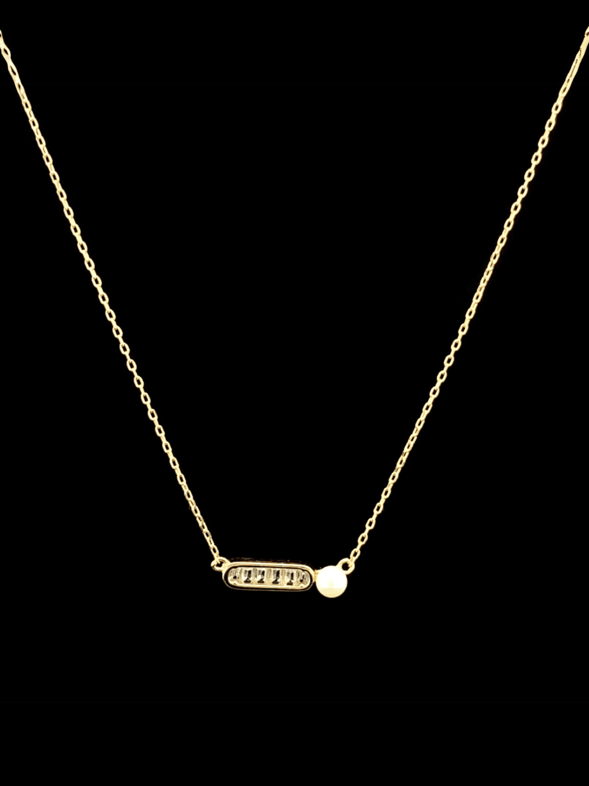 Horizon Pearl Pendant Chain
