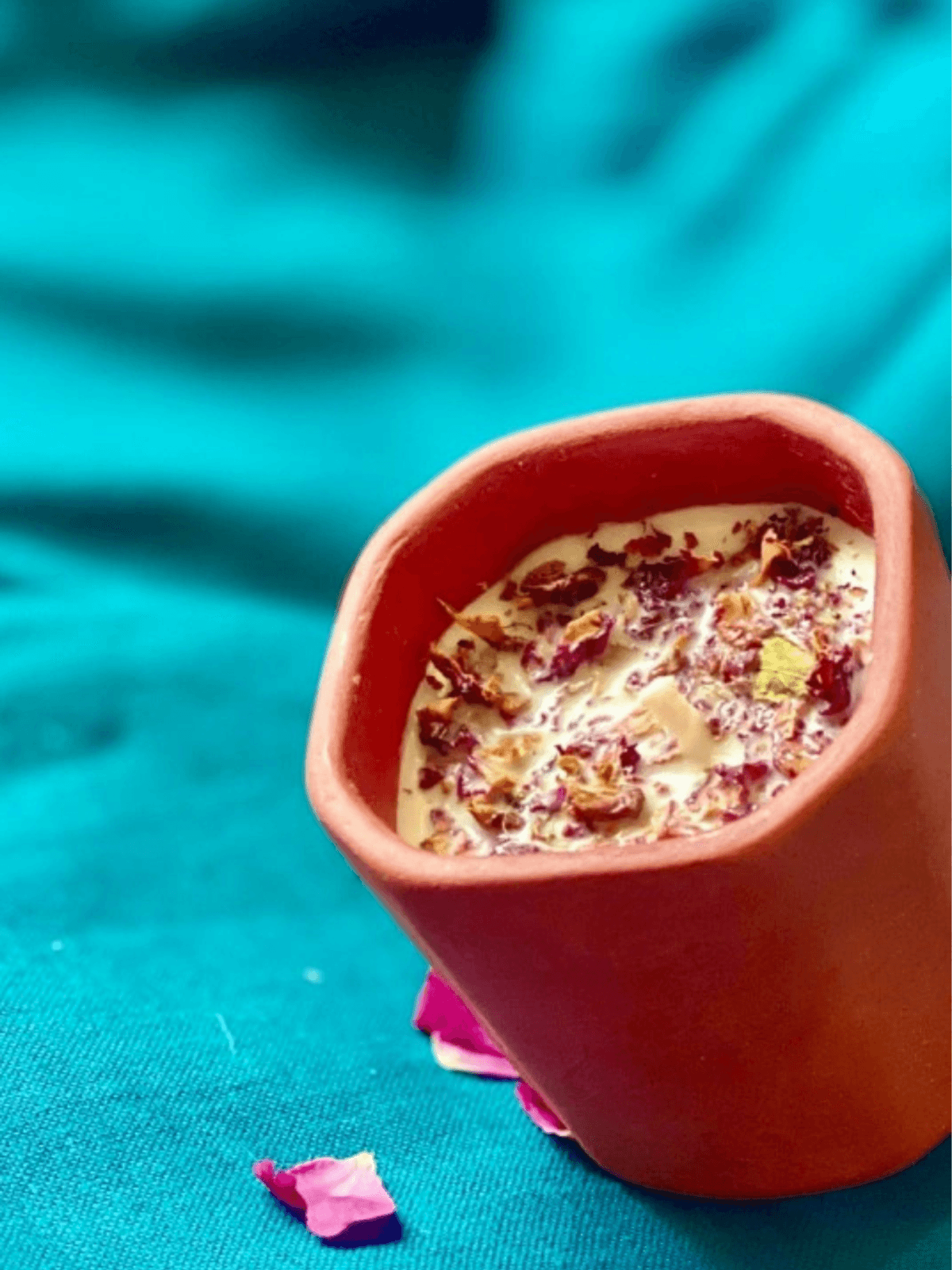 British Rose Sandalwood Candle