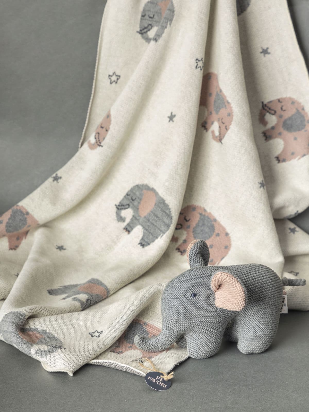 Baby Blanket with Elephant Toy