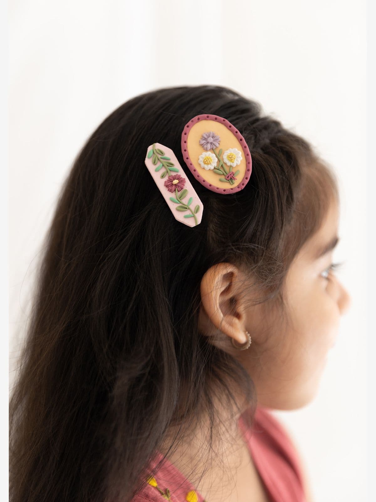 Rattle And Co Anvisha - Set of 2 Clay Clips