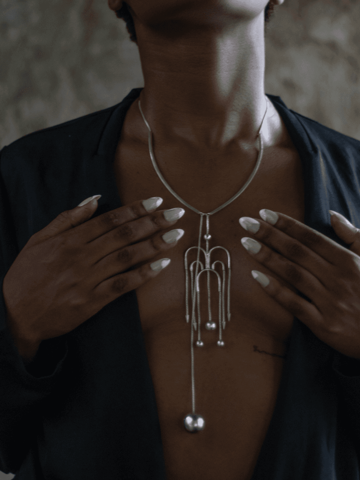 Deco silver fountain Necklace