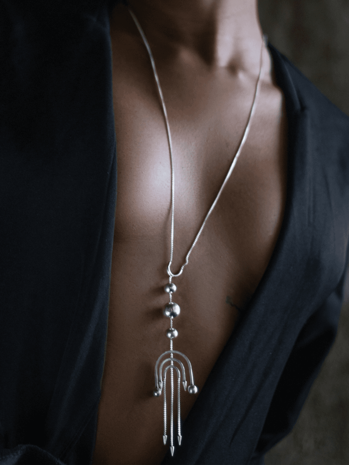 Deco silver Flapper lariat