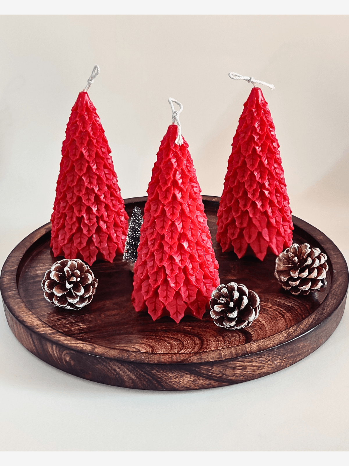 Unscented Soy Wax Christmas Tree Candle – Eco-Friendly Holiday Decor (3 Colours)