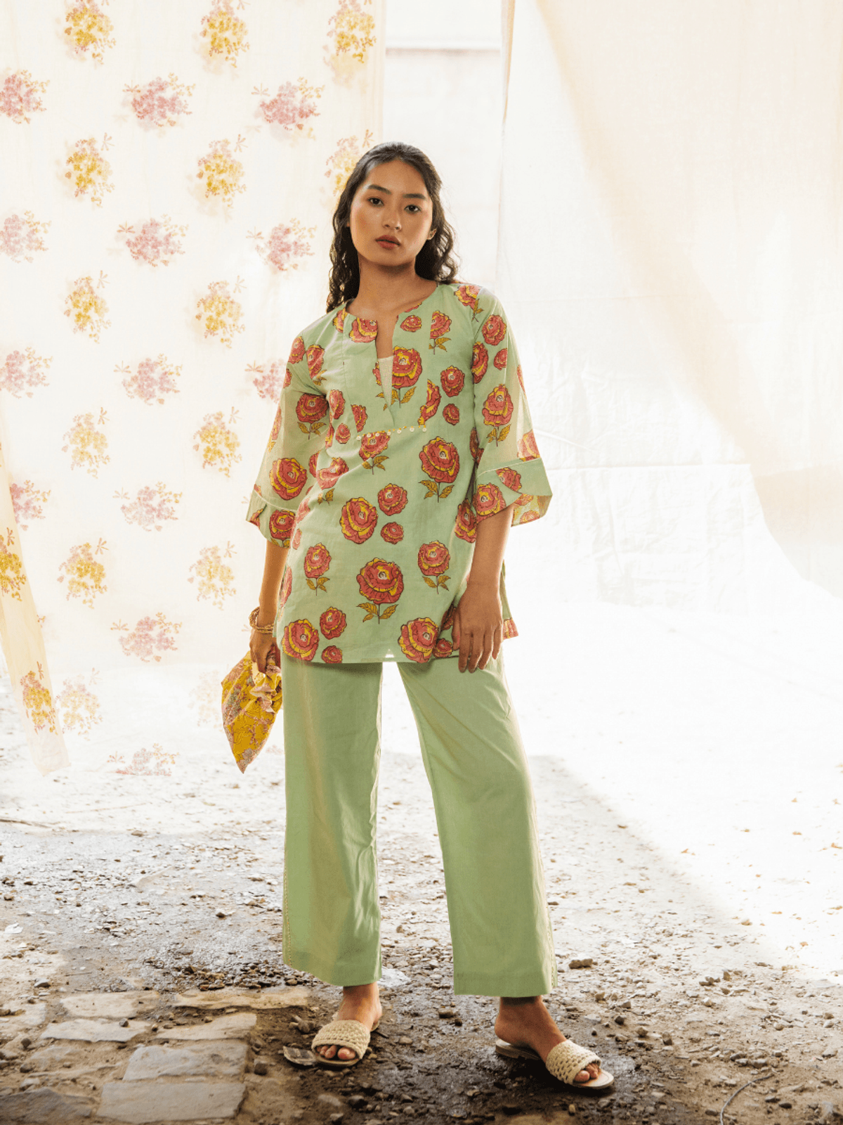 ROSELYN MINT SHORT KURTI SET
