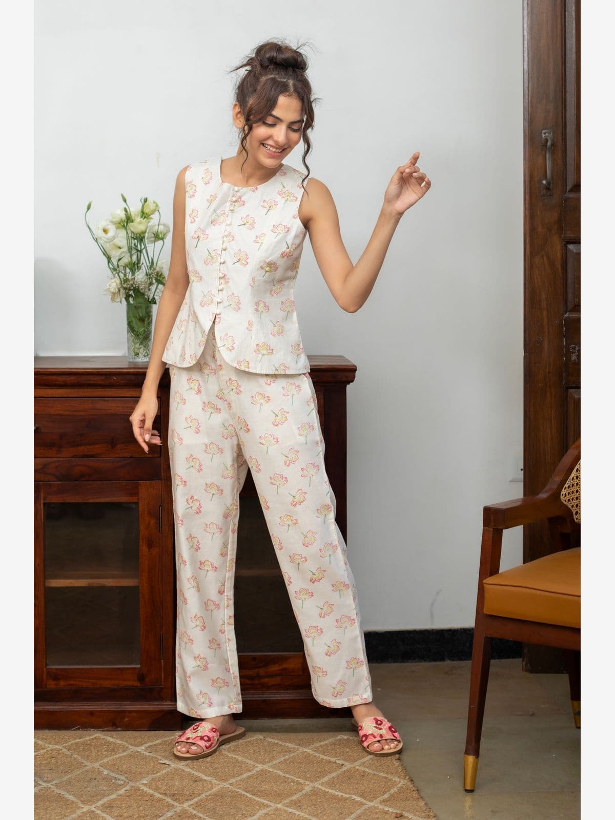 Whispering Lily Waistcoat Set Whispering Lily Waistcoat Set