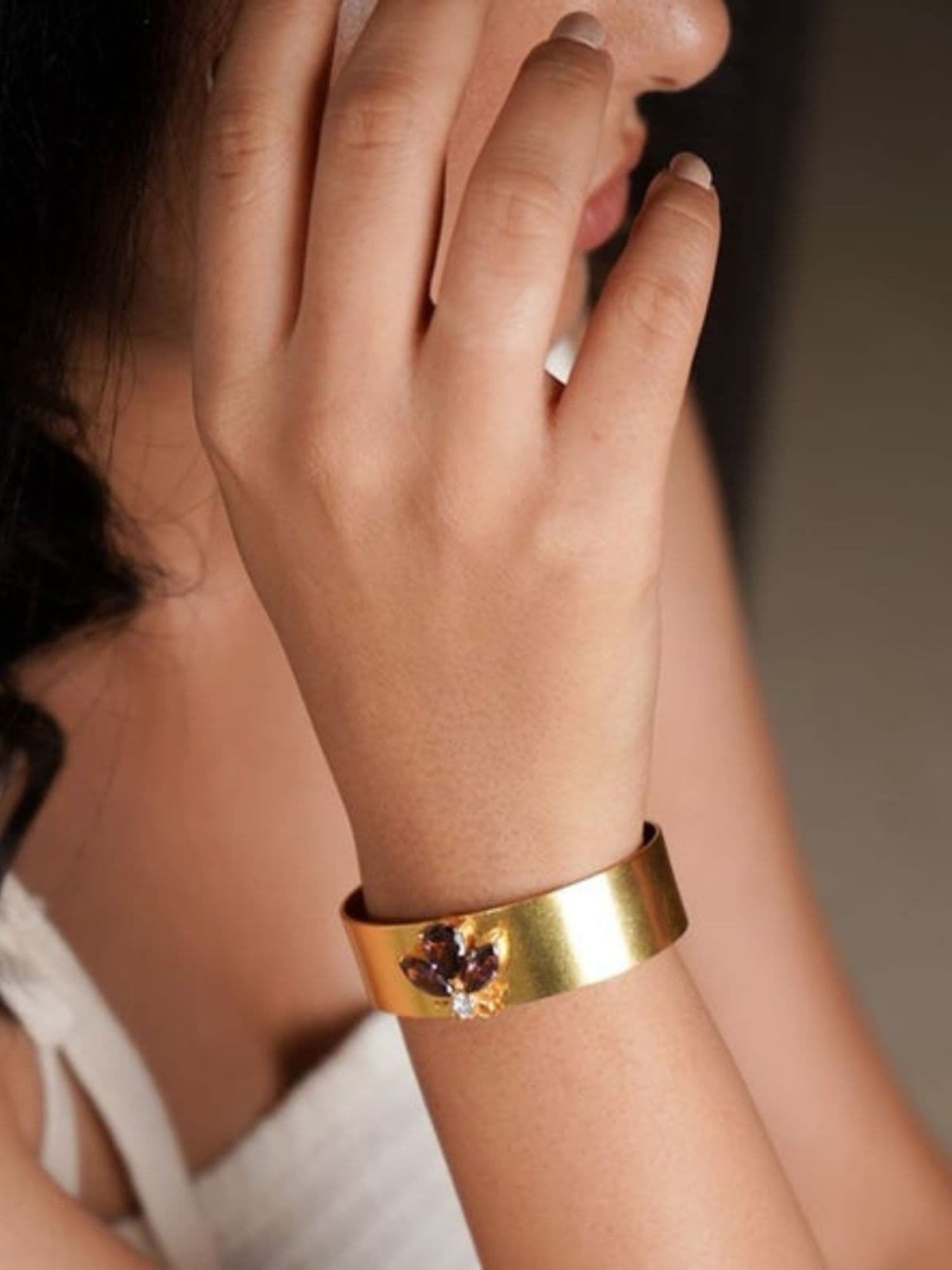 Bee You Cuff Bangle Bee You Cuff Bangle