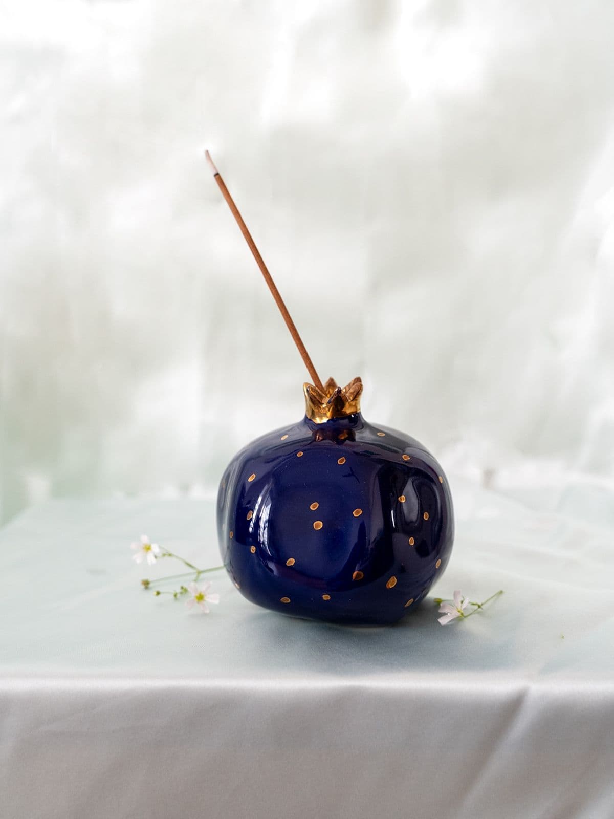 Ceramic Pomegranate Showpiece with Gold Plated Crown, 4 inch Ceramic Pomegranate Showpiece with Gold Plated Crown, 4 inch